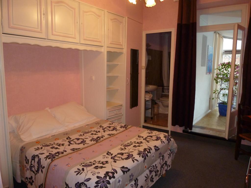 Hotel Emma Calve ミヨー 部屋 写真