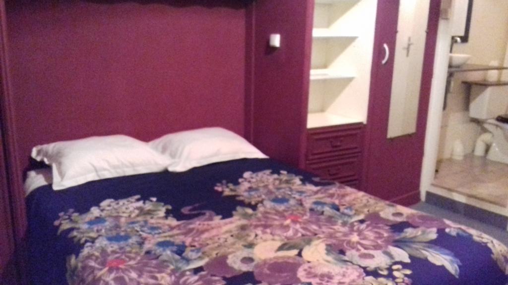 Hotel Emma Calve ミヨー エクステリア 写真